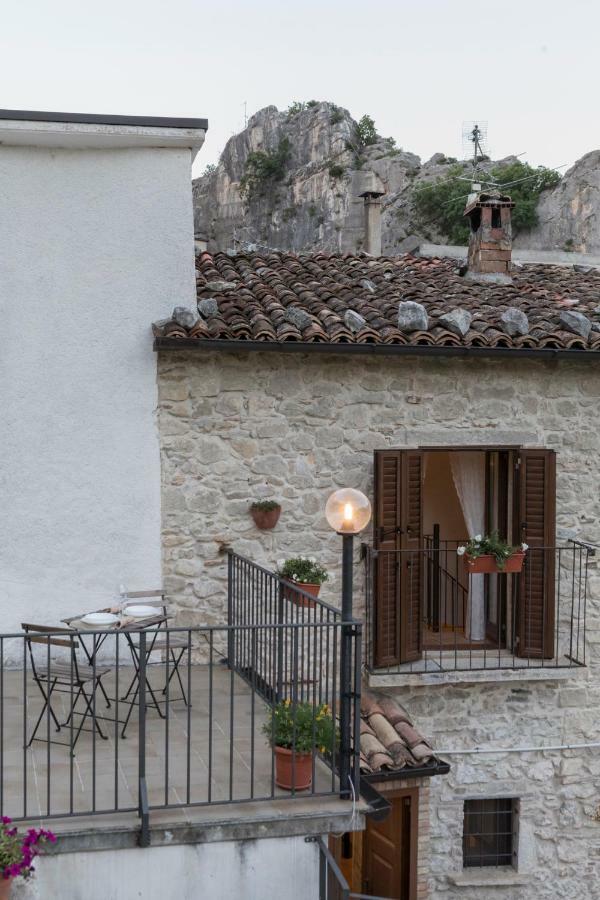 Villa Santa Maria  La Casa In Pietra 아파트 외부 사진